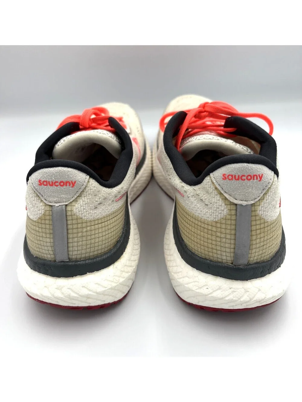 Saucony Triumph 19 Gray Coral Running Shoes Women's 9 S10678-90